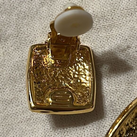 Rhinestone Clip on Earrings - Sparkling & Beautiful - Picture 7 of 11